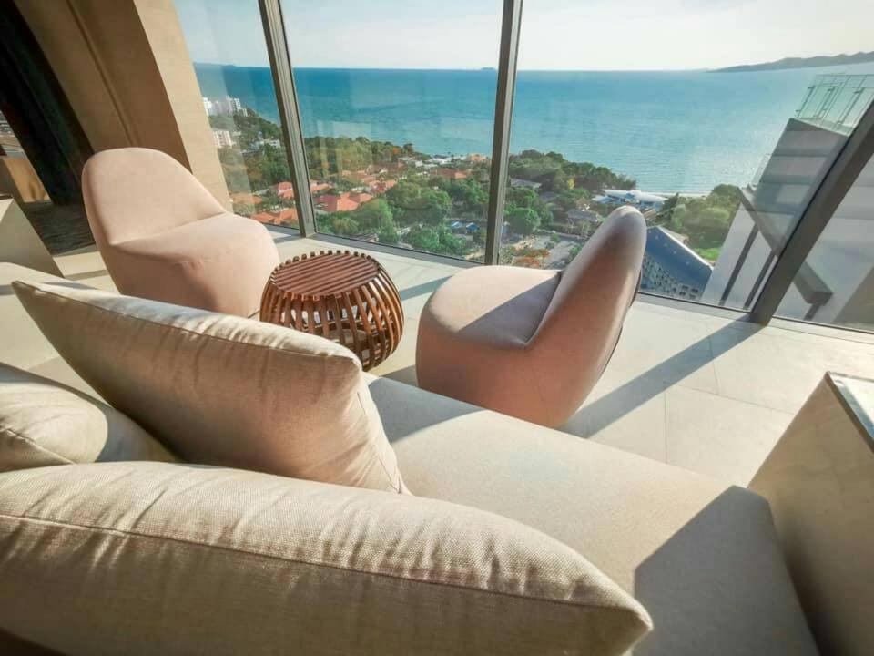 The Andromeda Condominium Seaview Pattaya Buitenkant foto