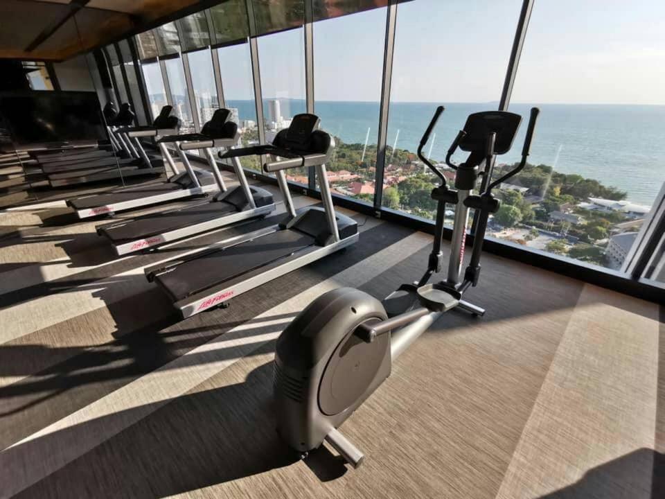 The Andromeda Condominium Seaview Pattaya Buitenkant foto