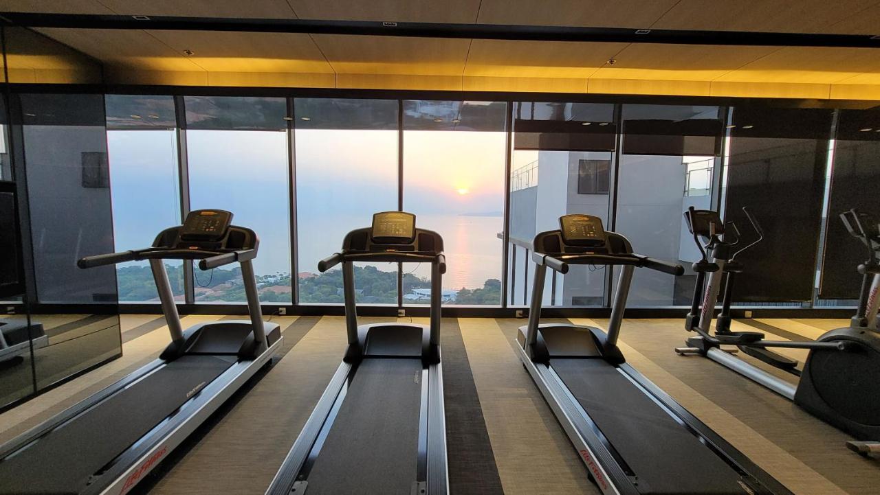 The Andromeda Condominium Seaview Pattaya Buitenkant foto