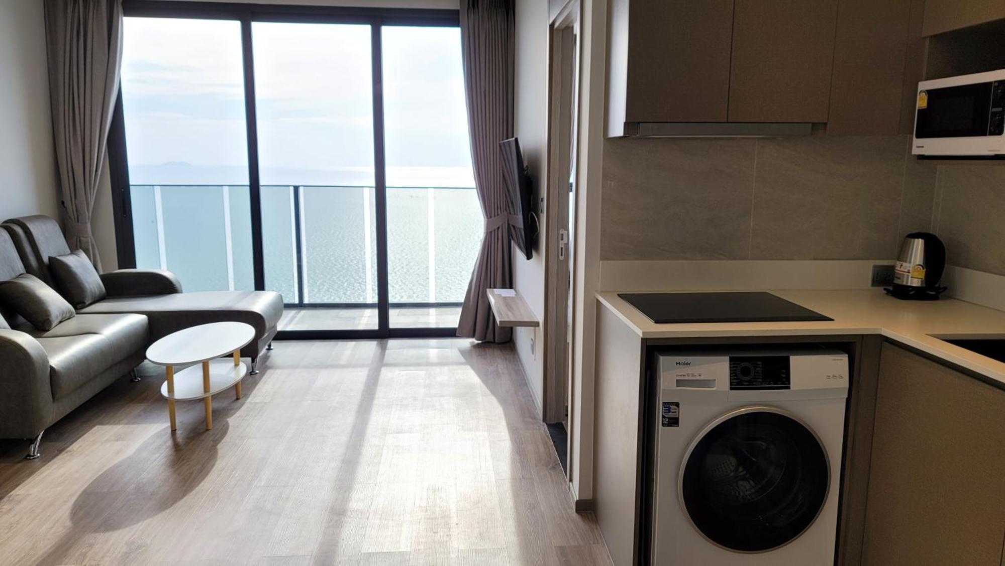 The Andromeda Condominium Seaview Pattaya Kamer foto
