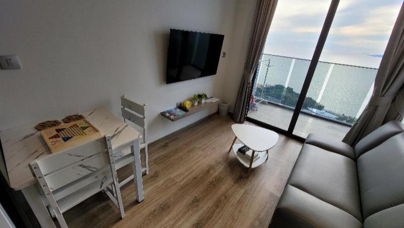 The Andromeda Condominium Seaview Pattaya Kamer foto